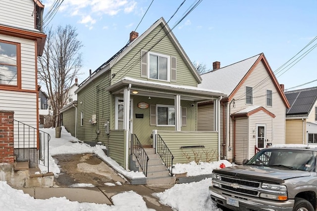 view of front of home