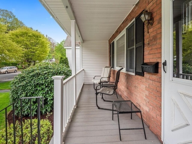 exterior space with a porch
