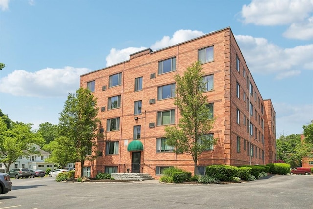 128 Pleasant St Unit 407, Arlington, MA 02476 - view of building exterior