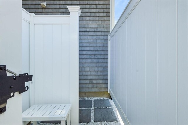 8 Dylans, Falmouth, MA 02536 - exterior view