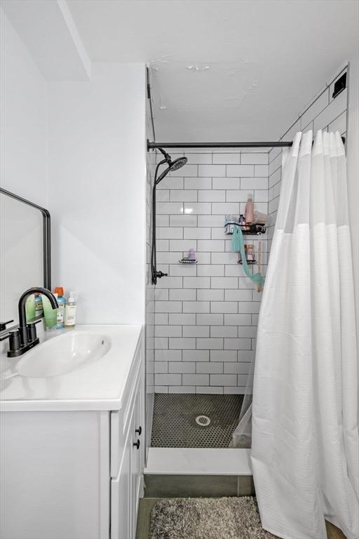 124 Boston St, Salem, MA 01970