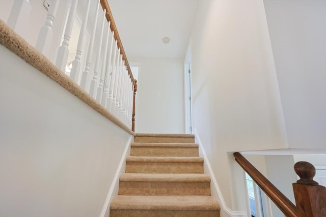 37 Annetta Rd, Ashland, MA 01721 - stairs with baseboards