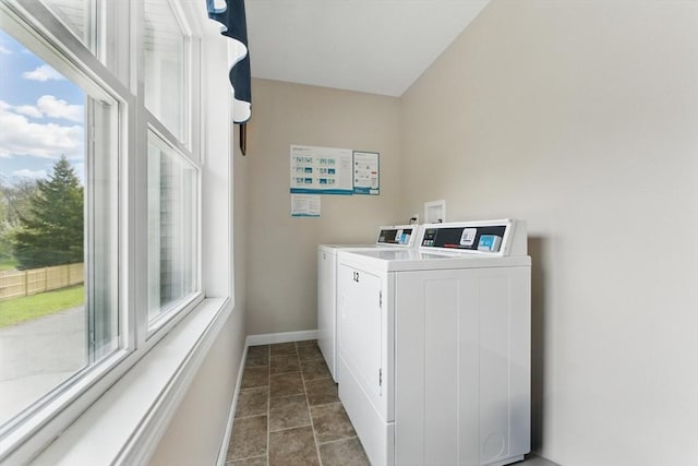 450 Somerset Ave Unit 3-6, Taunton, MA 02780 - laundry room featuring washing machine and clothes dryer and baseboards
