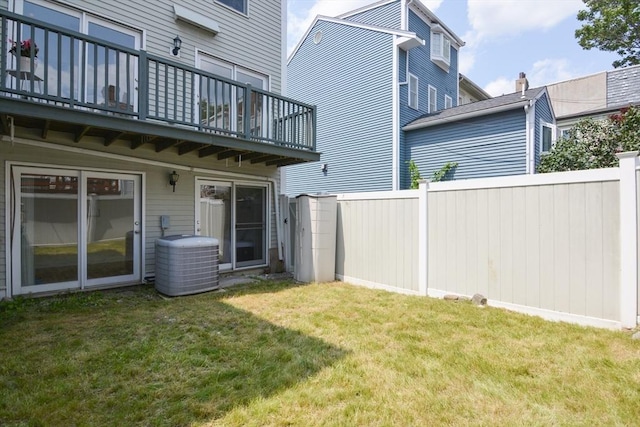 67 School St, Boston, MA 02129 - view of yard featuring a balcony