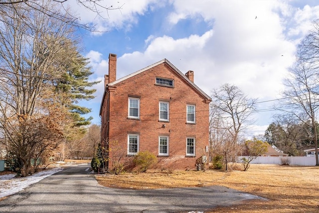 view of property exterior