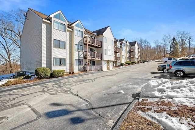 view of road with a residential view