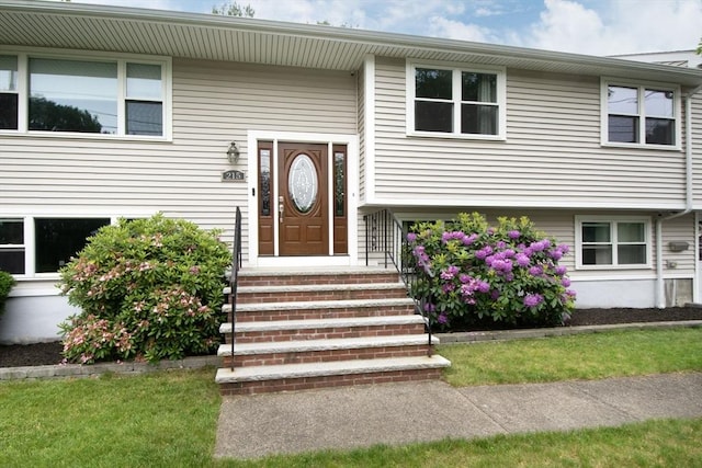 215 Alida Rd, Braintree, MA 02184 - entrance to property