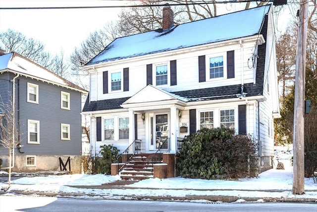 view of front of property