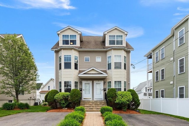 32 Pearl St Unit 32, Everett, MA 02149 - view of property