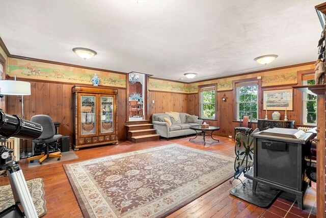 83 Central St, Millville, MA 01529