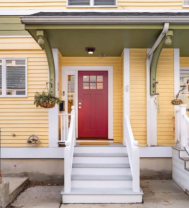 view of property entrance