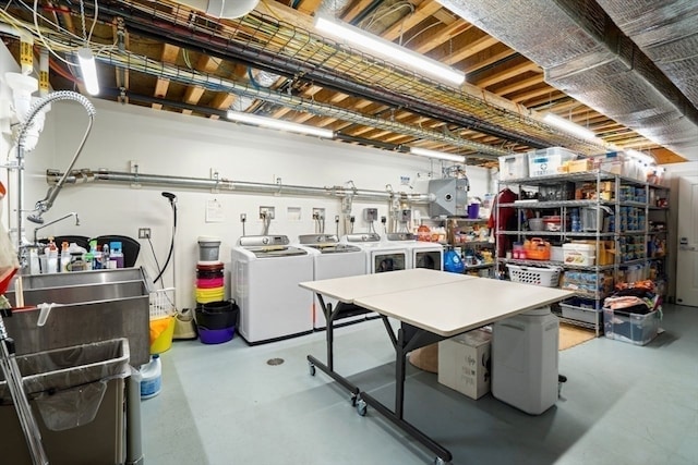 basement with washer and dryer