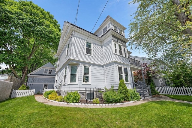 202 Middlesex Ave Unit 2, Medford, MA 02155 - view of side of property with a balcony