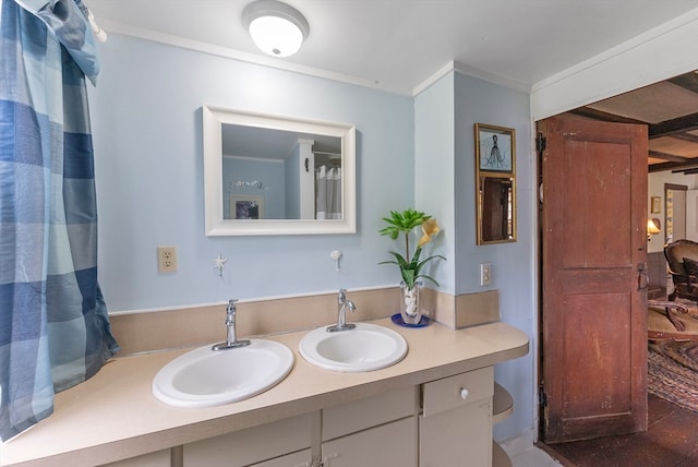 bathroom with vanity