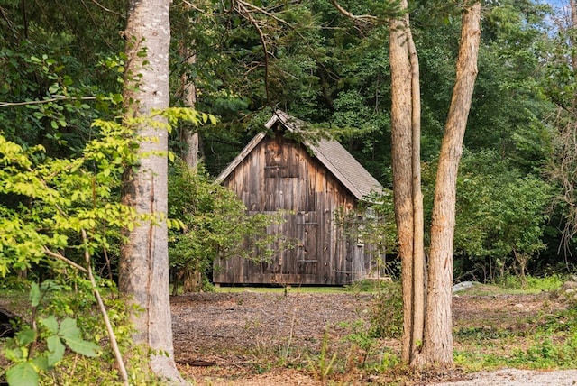 view of outdoor structure