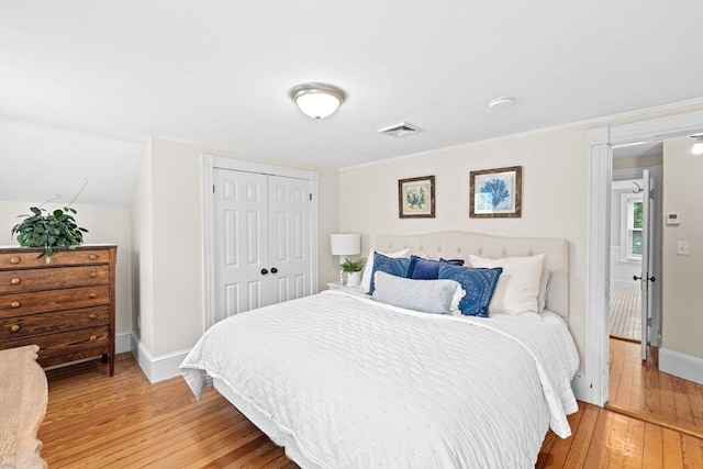 12 Short St, Cohasset, MA 02025 - bedroom featuring light wood-style flooring and a closet