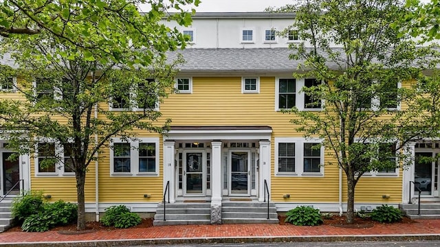 129 Merrimac Unit 19, Newburyport, MA 01950 - view of property with entry steps