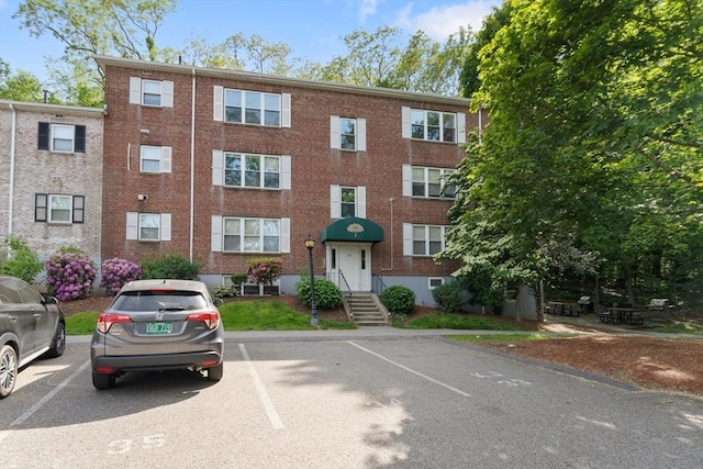 188 Newton Unit 6, Boston, MA 02135 - view of property with uncovered parking