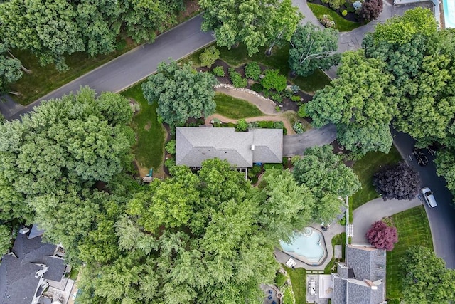 28 Smithshire Ests, Andover, MA 01810 - aerial view of property and surrounding area