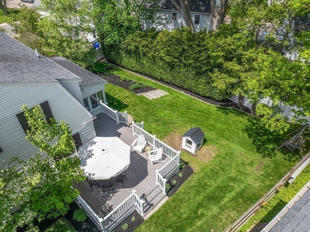 aerial view of property and surrounding area