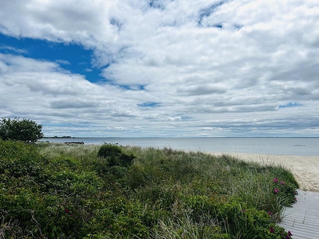 16 Stoneledge Rd, Dartmouth, MA 02748 - water view