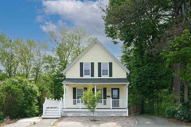 362 Commercial St, Braintree, MA 02184 - view of front facade featuring covered porch