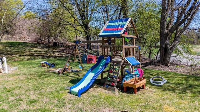 15 W St, Paxton, MA 01612 - view of play area with a lawn
