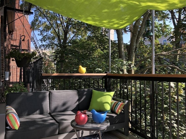 31 E Springfield St Unit 3, Boston, MA 02118 - balcony with outdoor lounge area