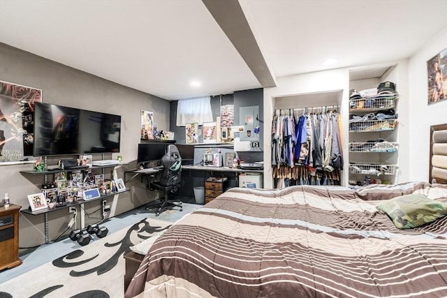 14 Bayside St, Springfield, MA 01109 - bedroom with a closet and recessed lighting