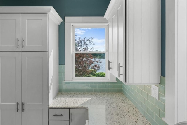 2 Howland Ave, Dartmouth, MA 02748 - bathroom with backsplash