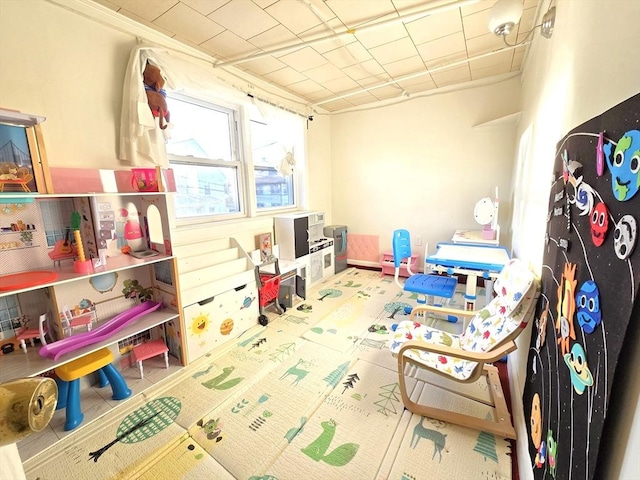 view of recreation room