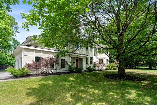 9 Sunny Knoll Ter, Lexington, MA 02421 - view of front of house featuring a front lawn