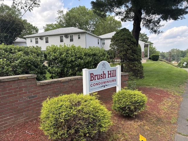 80 Brush Hill Ave Unit 19, West Springfield, MA 01089 - community / neighborhood sign featuring a lawn