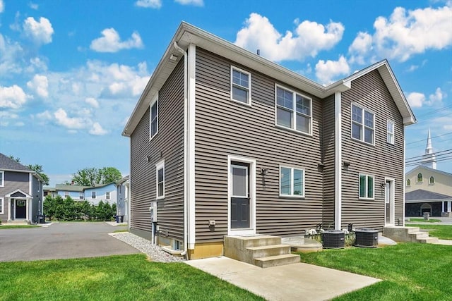 111 Union St Unit 8, Westfield, MA 01085 - rear view of house with a yard