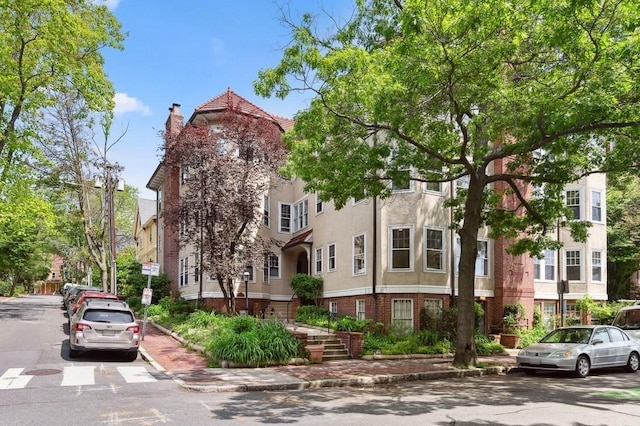 7 Linnaean St Unit 1, Cambridge, MA 02138 - view of property