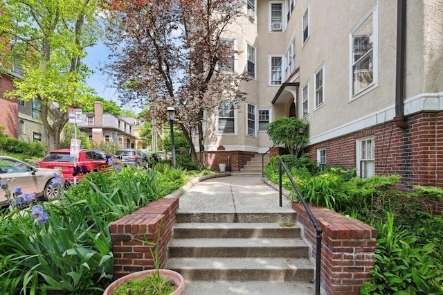 7 Linnaean St Unit 1, Cambridge, MA 02138 - view of home's community with stairs