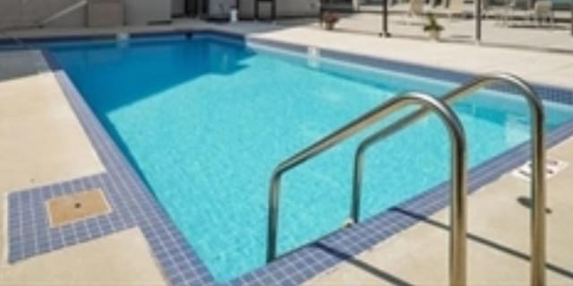 566 Commonwealth Ave # 101, Boston, MA 02215 - view of community pool