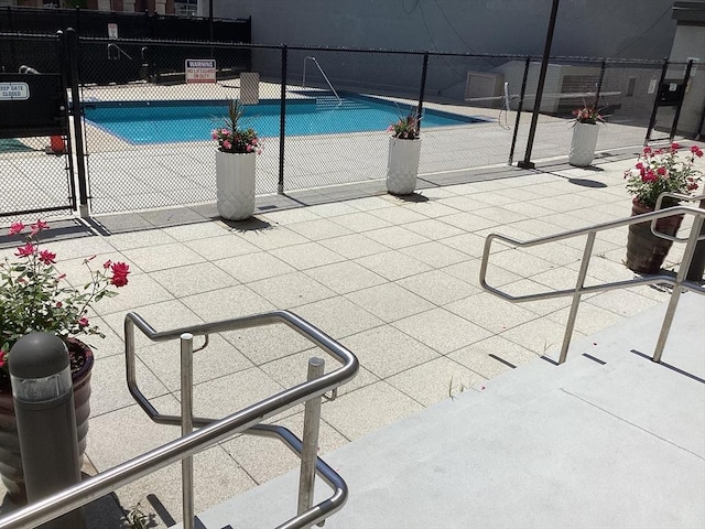 566 Commonwealth Ave # 101, Boston, MA 02215 - view of pool