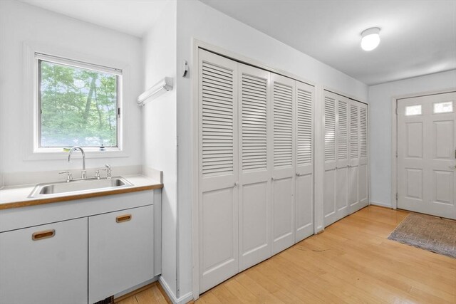 9 William Bradford Rd, Dartmouth, MA 02747 - entryway with light wood-style flooring