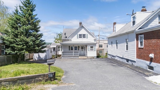 11 Shale St, Worcester, MA 01604 - view of property with driveway