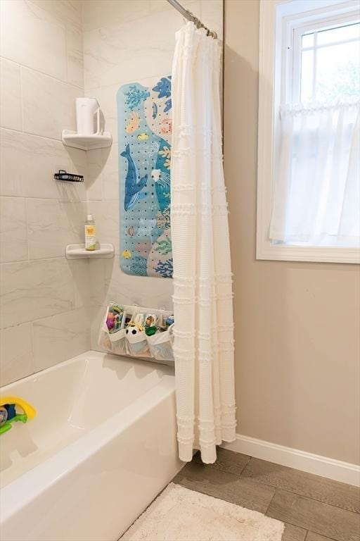 82 Davenport St, Springfield, MA 01119 - full bath with baseboards and shower / tub combo