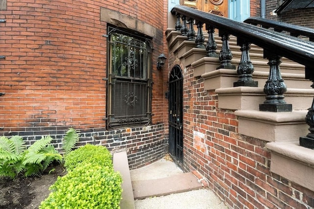 15 Concord Sq Unit 1A, Boston, MA 02118 - entrance to property featuring brick siding