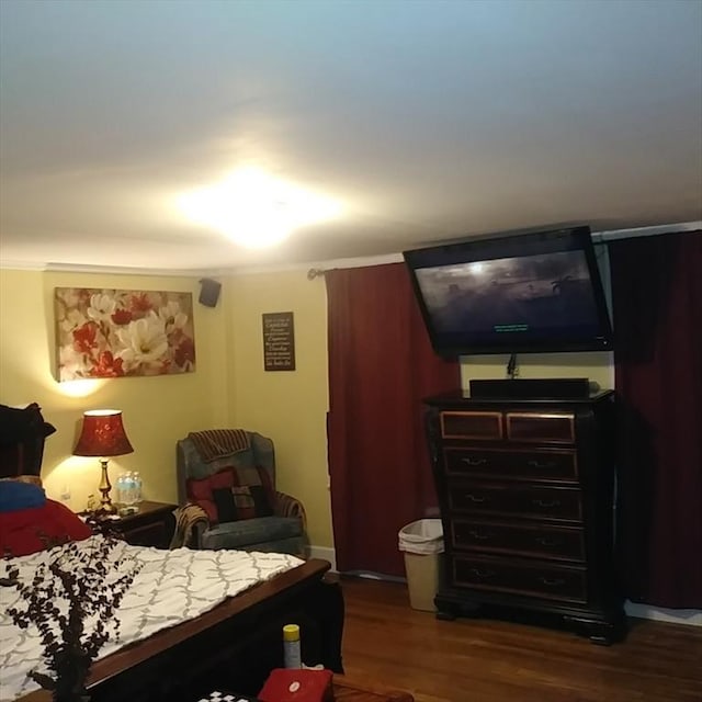 15 Green St, Gardner, MA 01440 - bedroom featuring wood finished floors