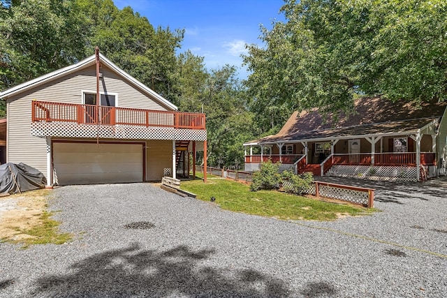 view of front of house featuring a garage