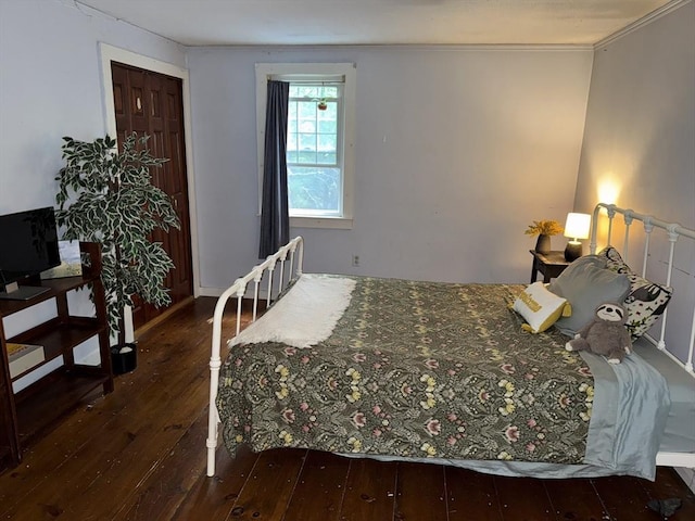 270 Pine St, Marshfield, MA 02050 - bedroom featuring hardwood / wood-style flooring, ornamental molding, and baseboards
