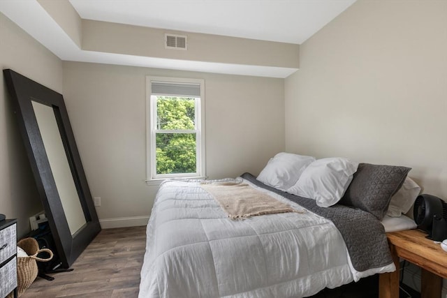 10 Elliott Pl Unit 3F, Peabody, MA 01960 - bedroom with wood finished floors and baseboards