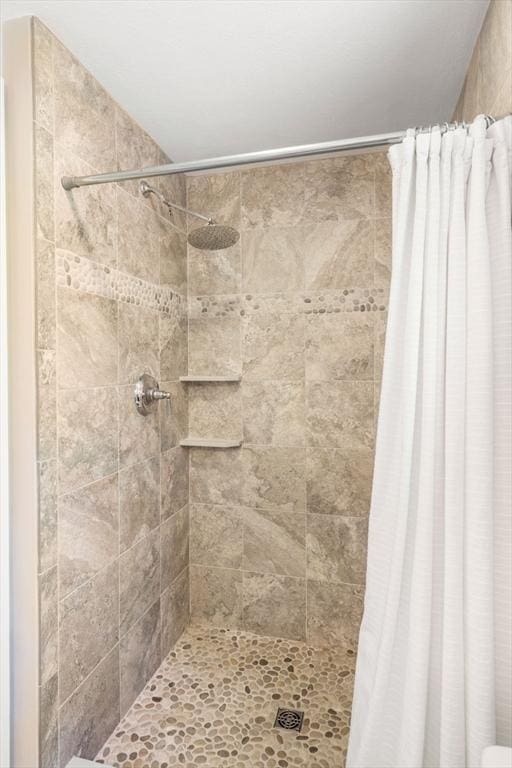 150 Academy St, Braintree, MA 02184 - bathroom with a tile shower