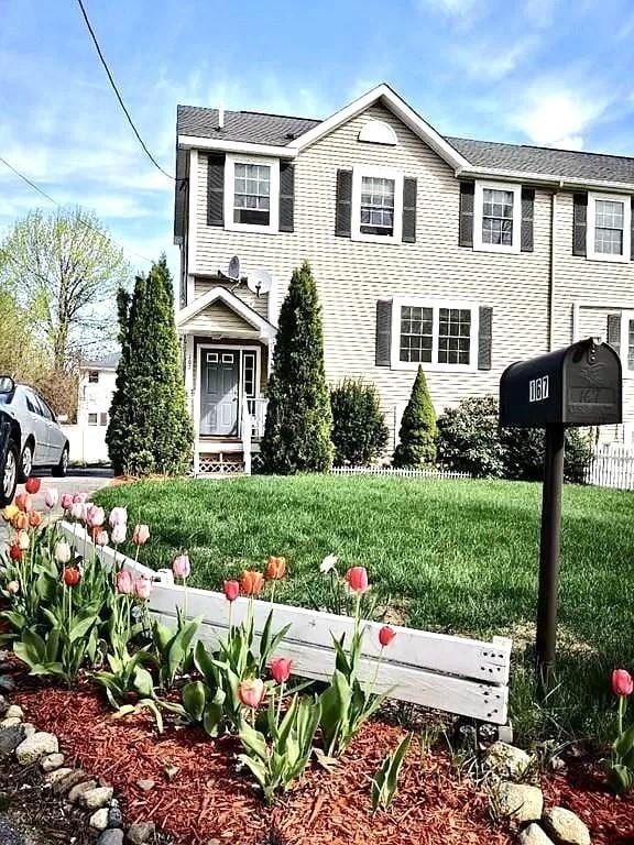 167 Orient St, Worcester, MA 01604 - view of front of property featuring a front yard