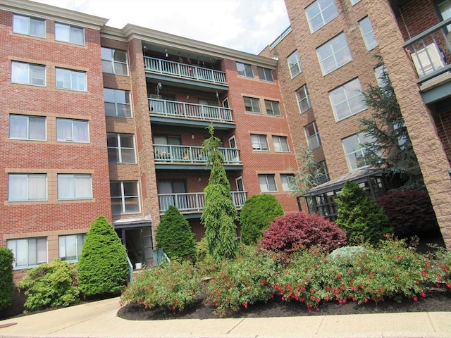 50 S Common St Unit 311, Lynn, MA 01902 - view of apartment building / complex