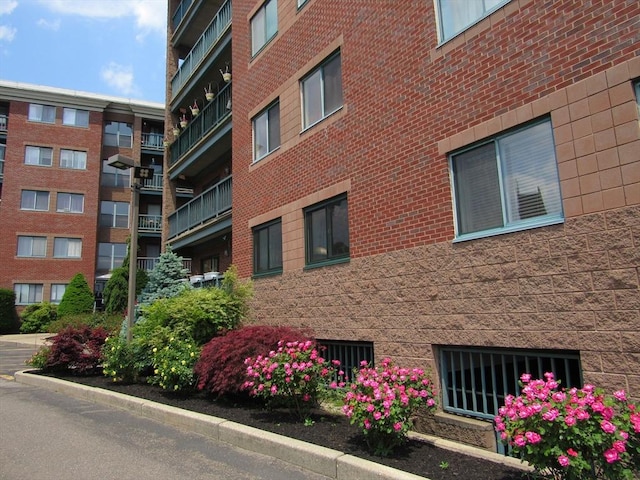 50 S Common St Unit 311, Lynn, MA 01902 - view of apartment building / complex